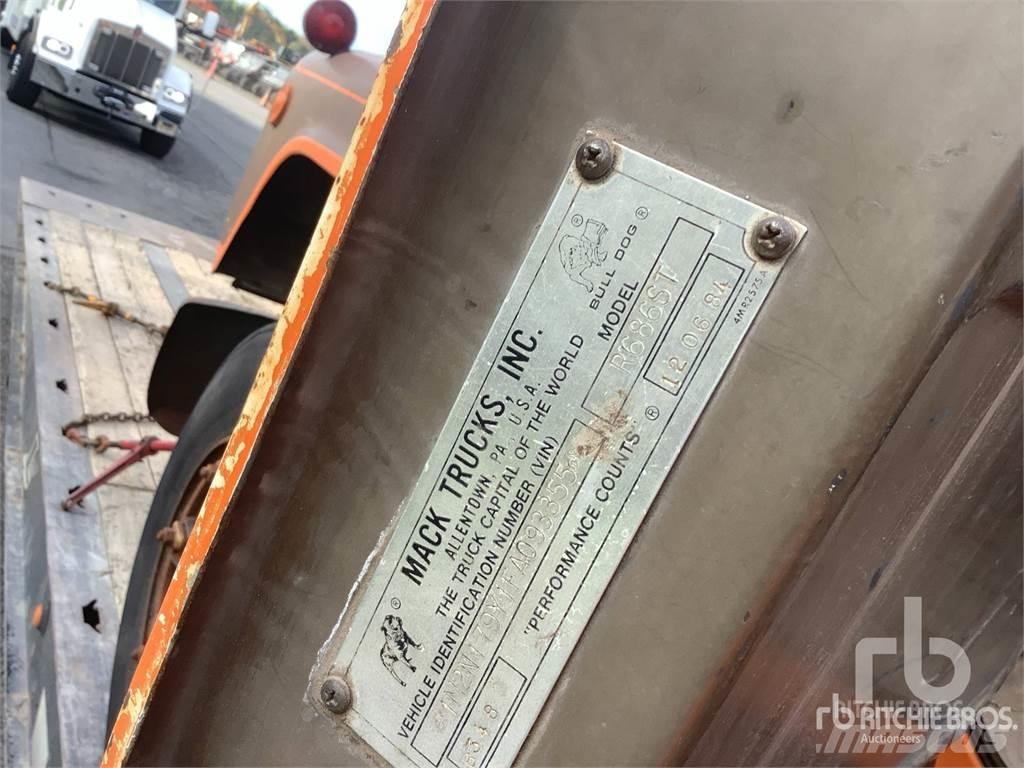 Mack R685ST Trekkvogner