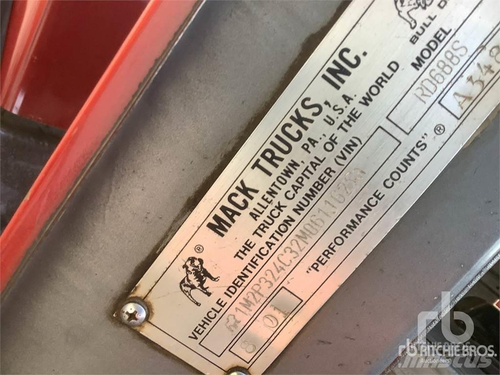 Mack RD688S Kabelløft lastebiler