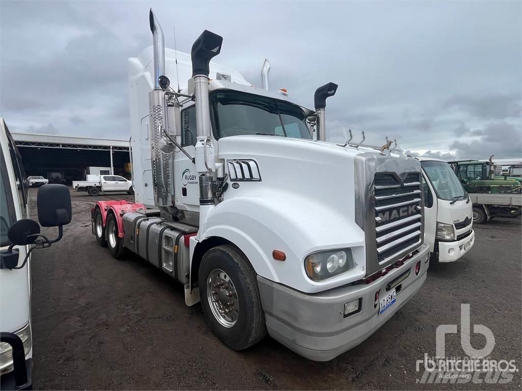 Mack TRIDENT Trekkvogner