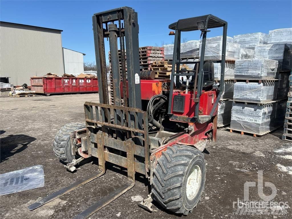 Moffett M5000 Terrenggående gaffeltruck