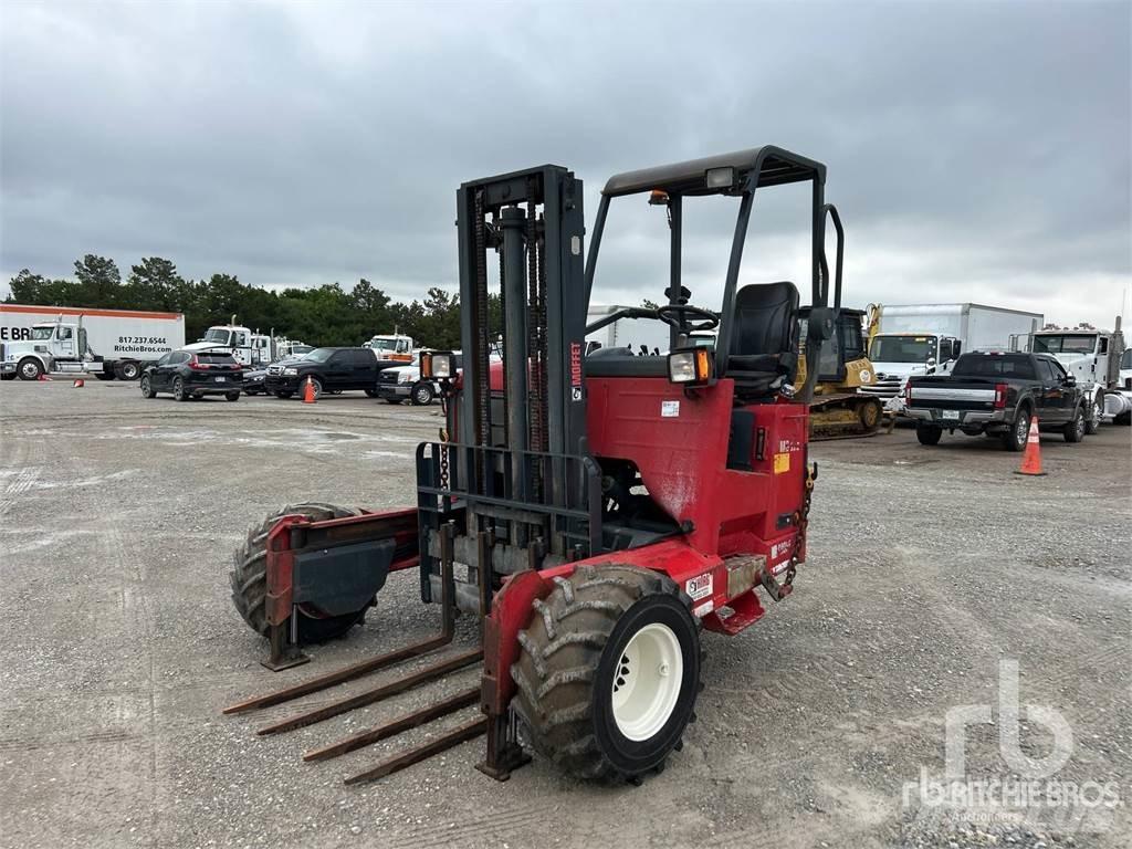 Moffett M8 55.3 Terrenggående gaffeltruck