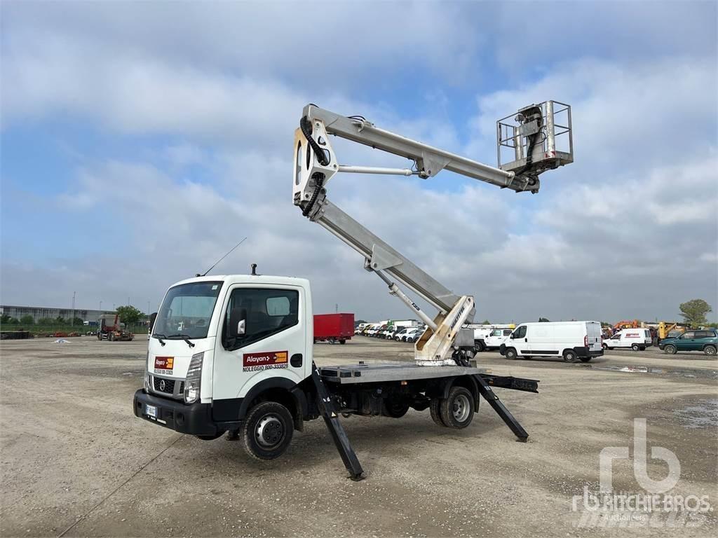 Nissan CABSTAR Tilhengerlifter