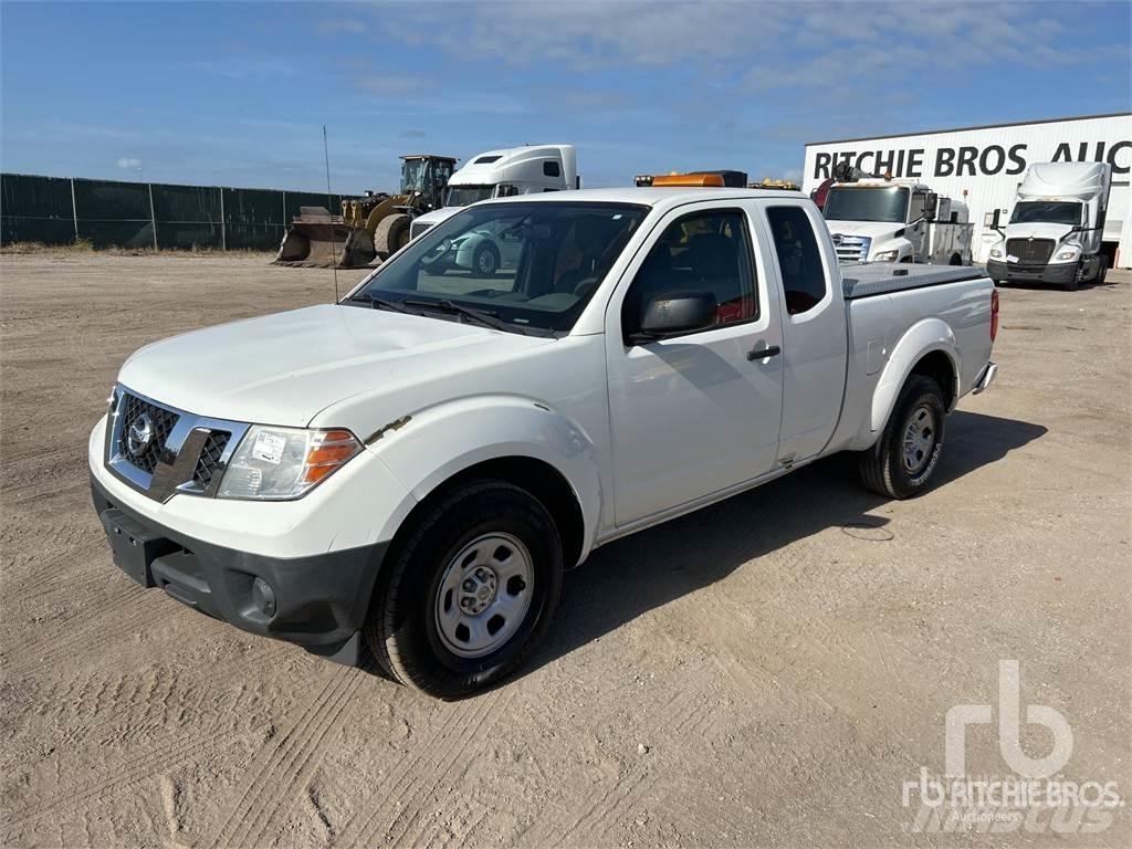 Nissan FRONTIER Pickup/planbiler
