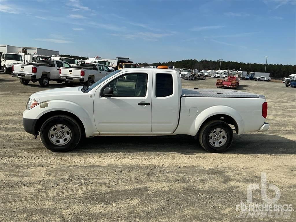 Nissan FRONTIER Pickup/planbiler