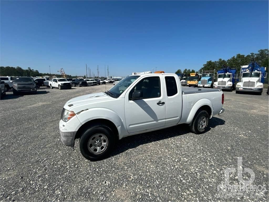 Nissan FRONTIER Pickup/planbiler