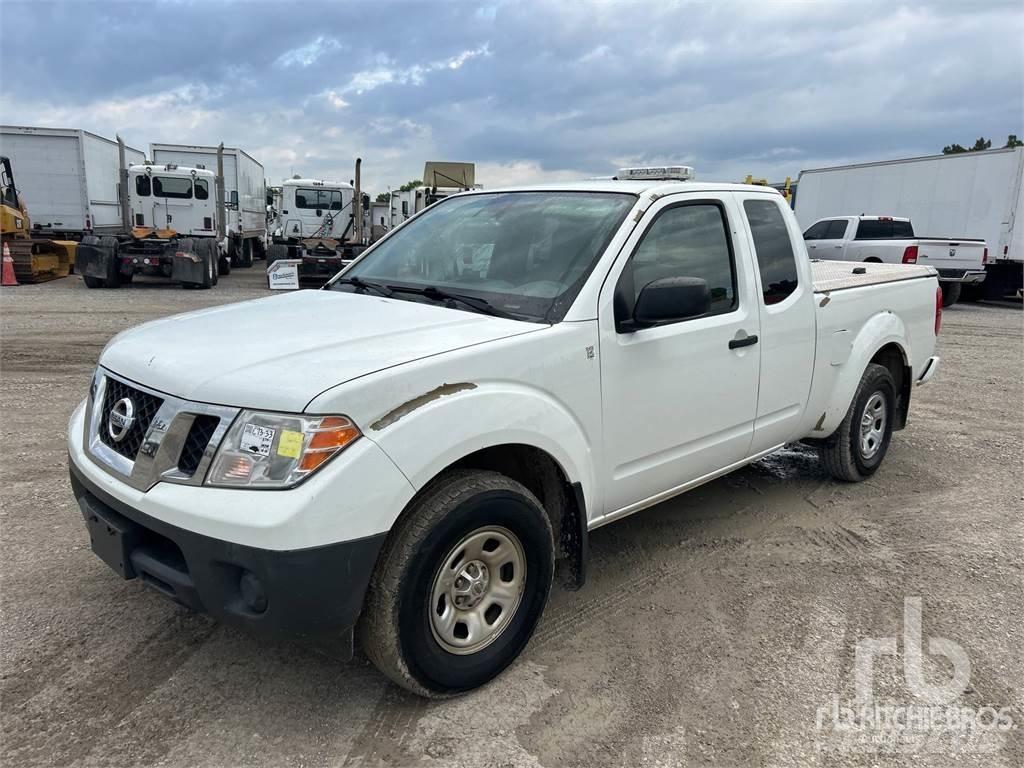 Nissan FRONTIER Pickup/planbiler