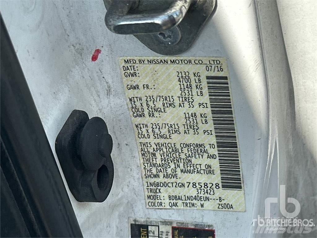 Nissan FRONTIER Pickup/planbiler