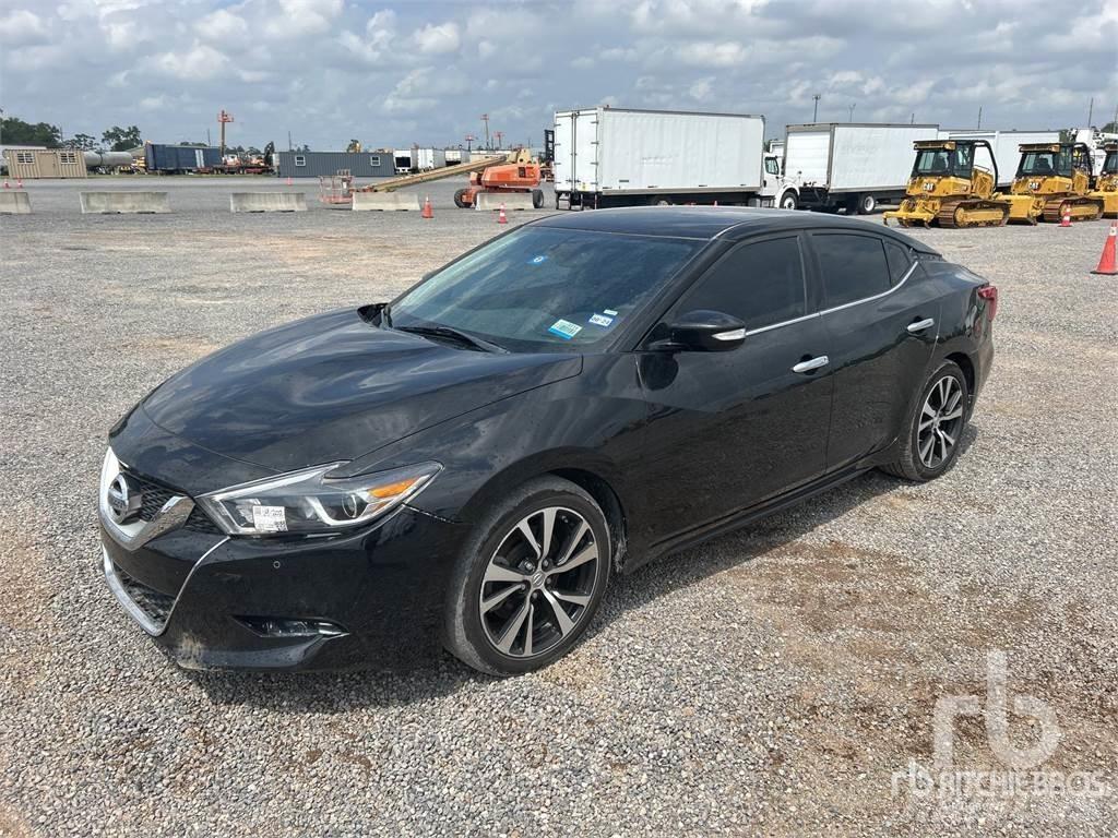 Nissan MAXIMA Personbiler