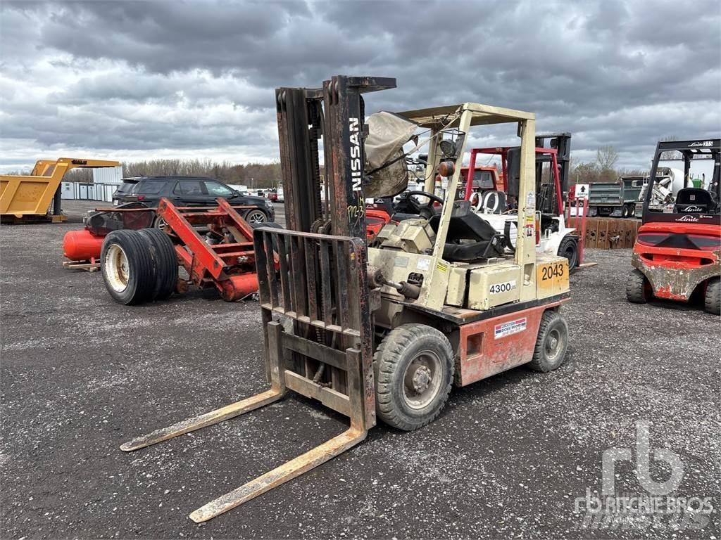 Nissan RH02A25V Diesel Trucker