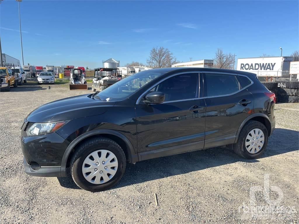 Nissan ROGUE Pickup/planbiler