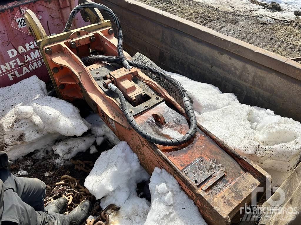 NPK GH-12 Hydrauliske hammere