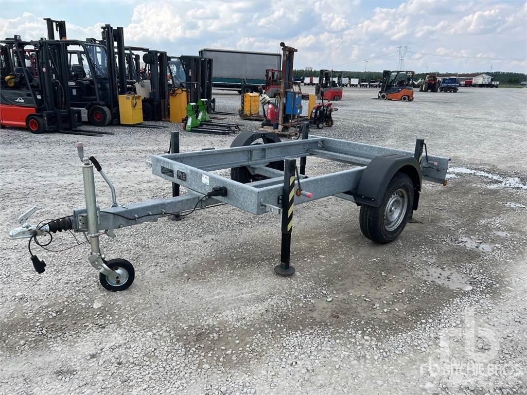  OMC UK1800 Andre hengere
