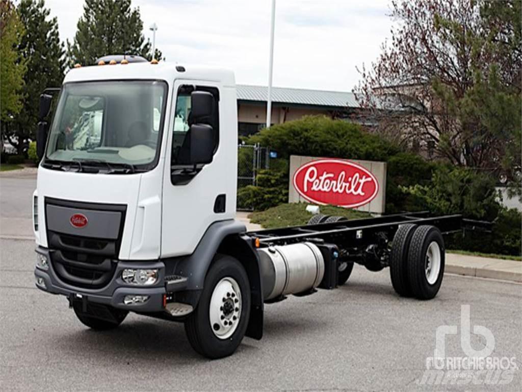 Peterbilt 220 Chassis