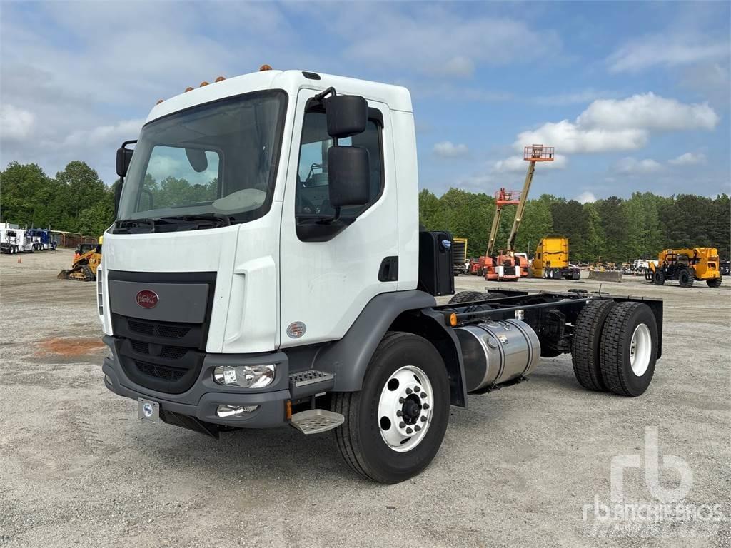 Peterbilt 220 Chassis