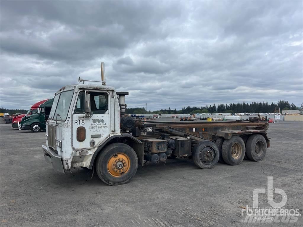 Peterbilt 320 Kabelløft lastebiler
