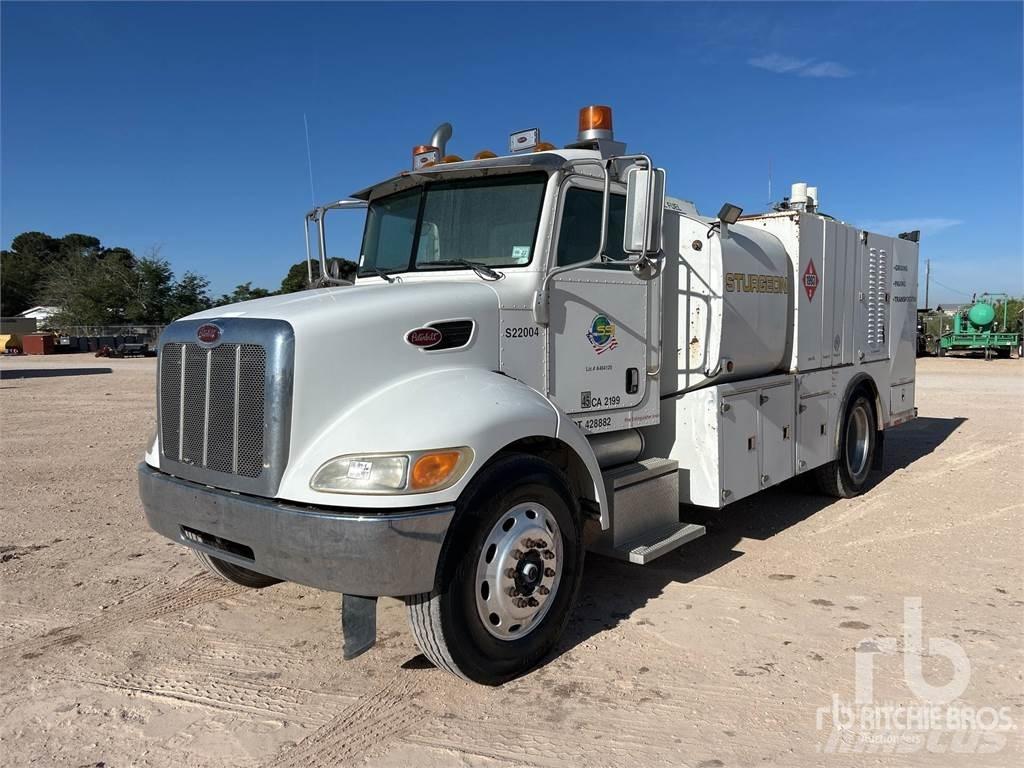Peterbilt 335 Tankbiler