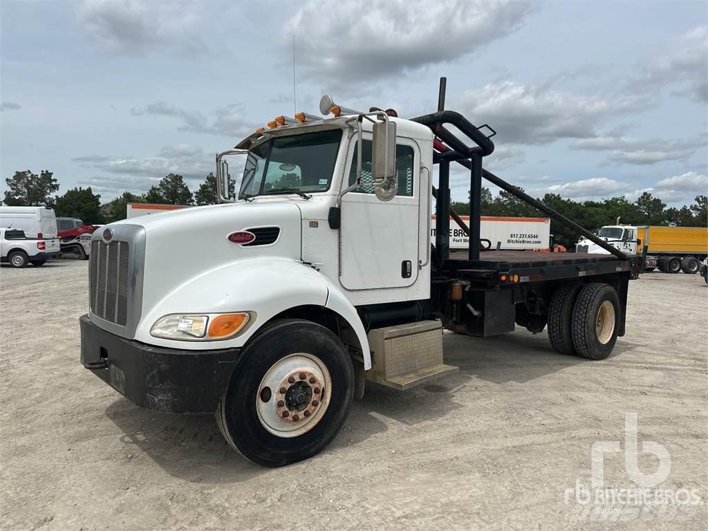 Peterbilt 335 Kranbil