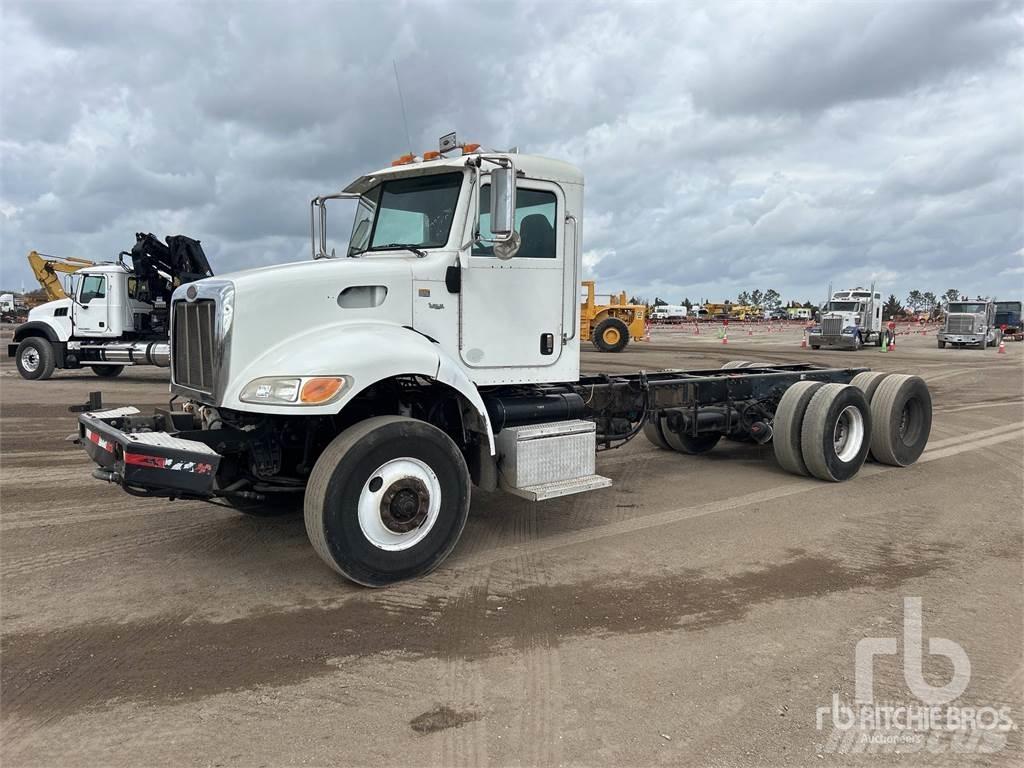 Peterbilt 348 Chassis