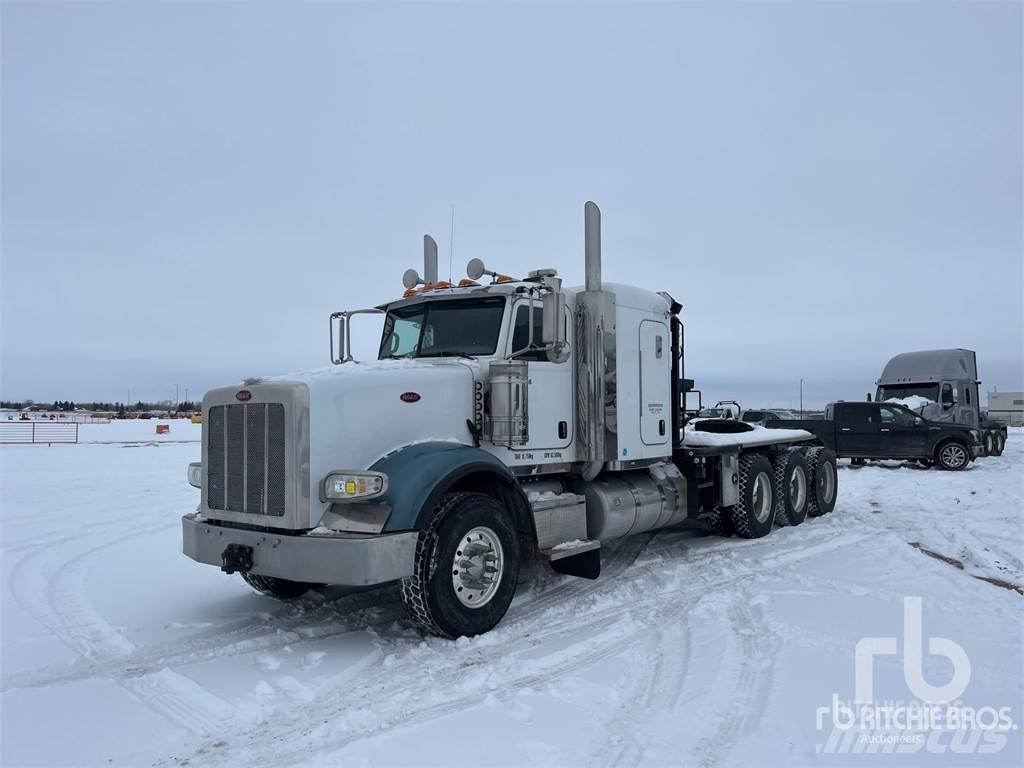 Peterbilt 367 Flatvogn med vinsj
