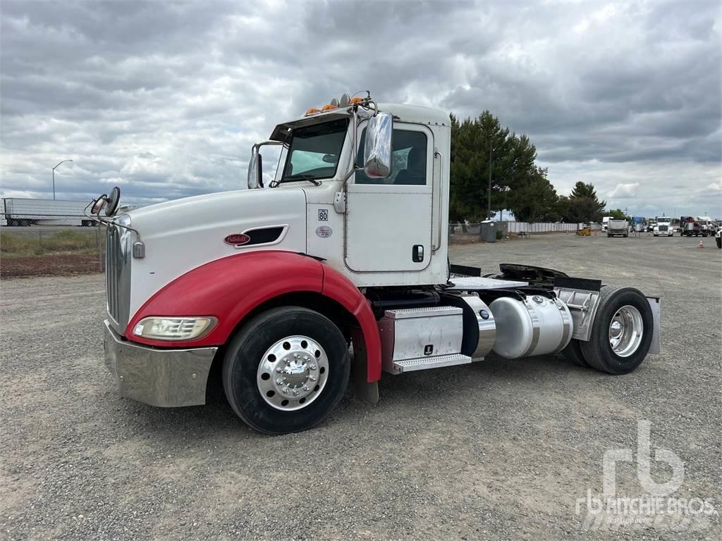 Peterbilt 384 Trekkvogner