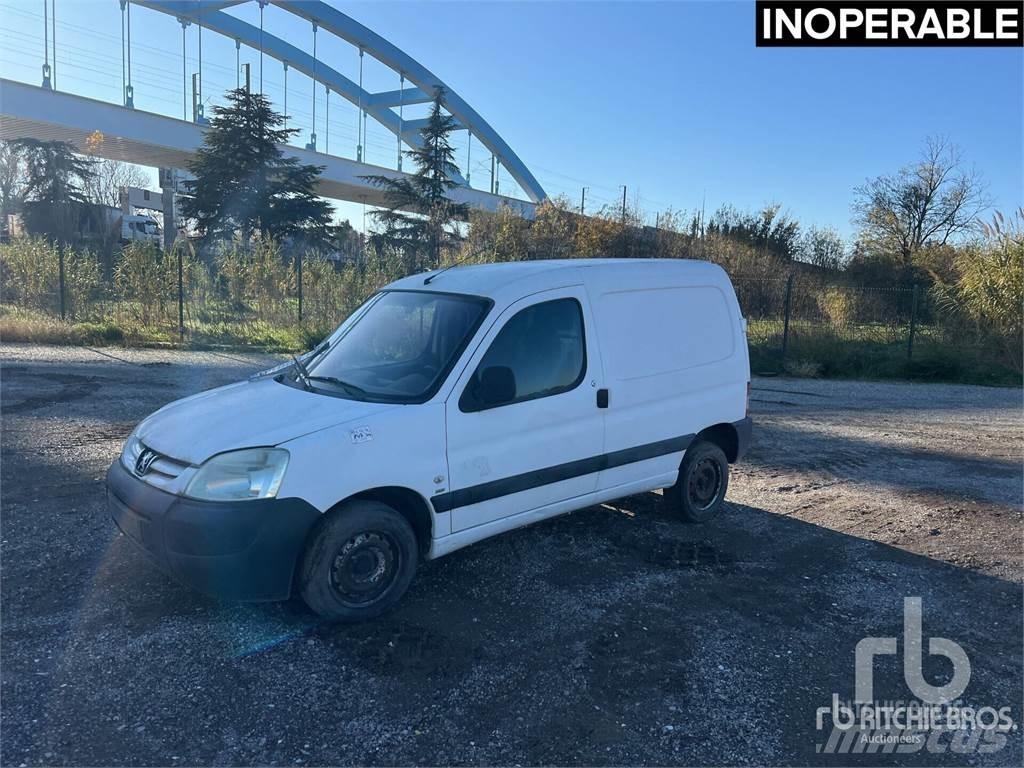 Peugeot PARTNER Skapbiler Frys/kjøl/varme