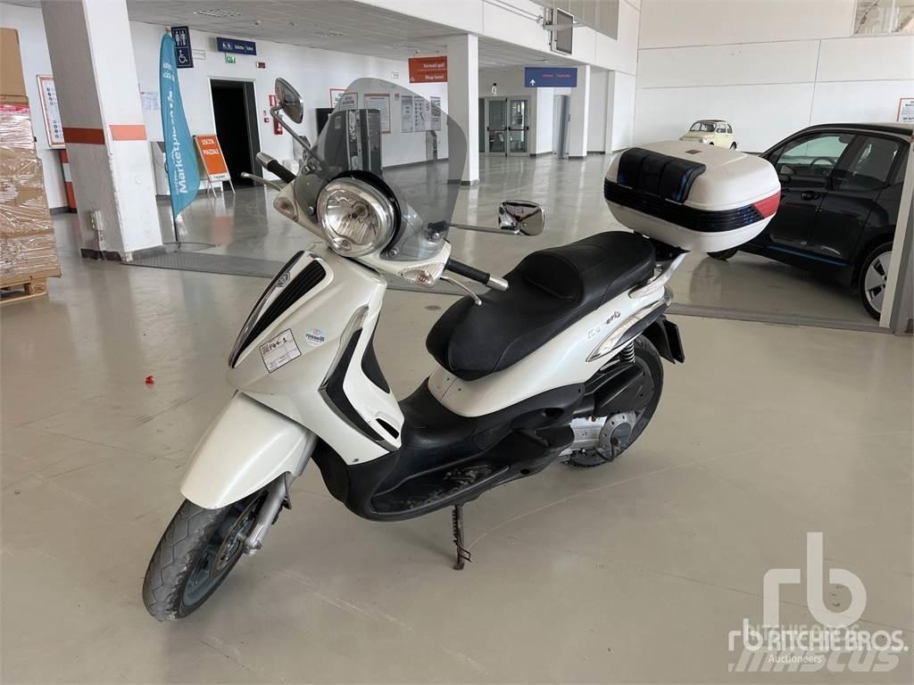 Piaggio BEVERLY Personbiler
