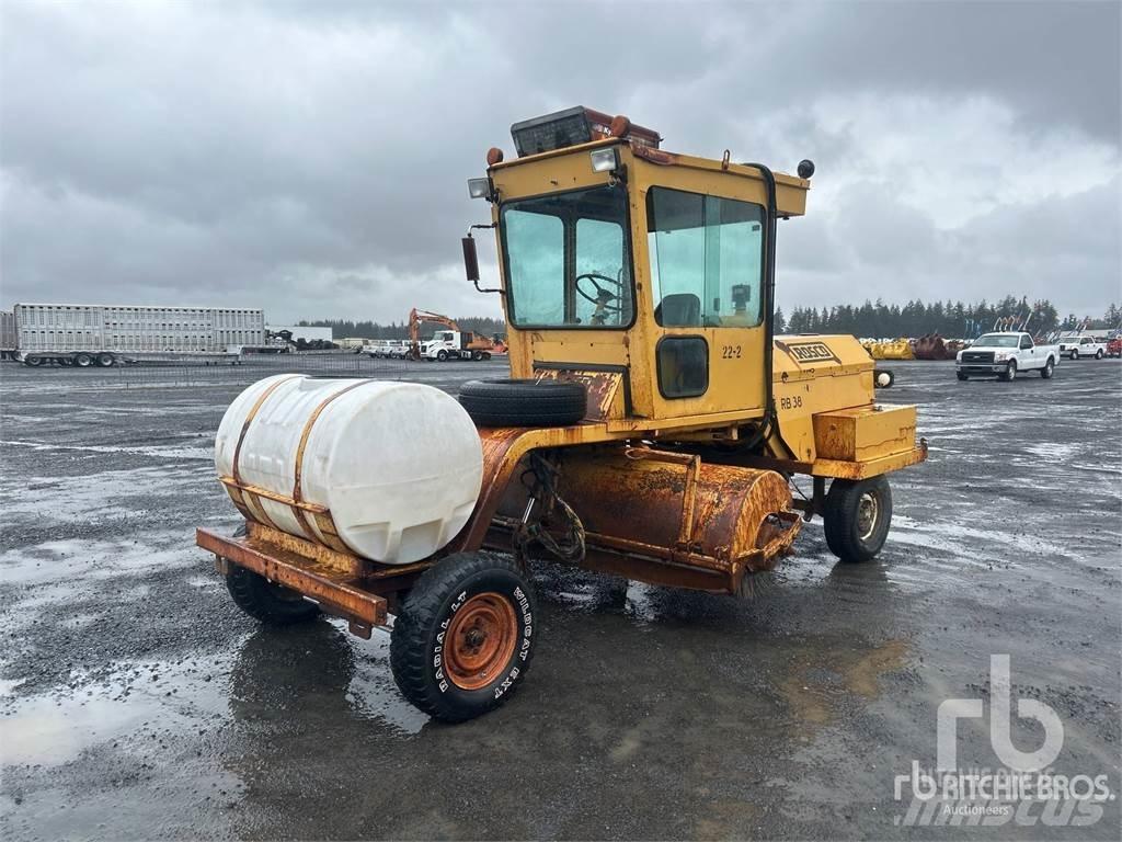 Rosco RB-38 Innendørs feiemaskiner