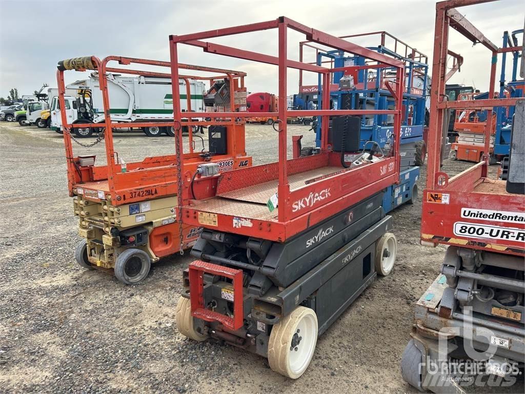 SkyJack SJ3220 Sakselifter