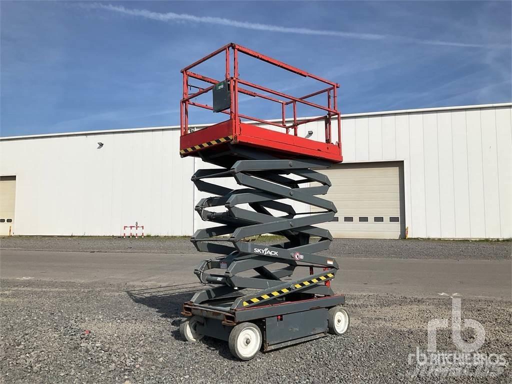 SkyJack SJ4632 Sakselifter