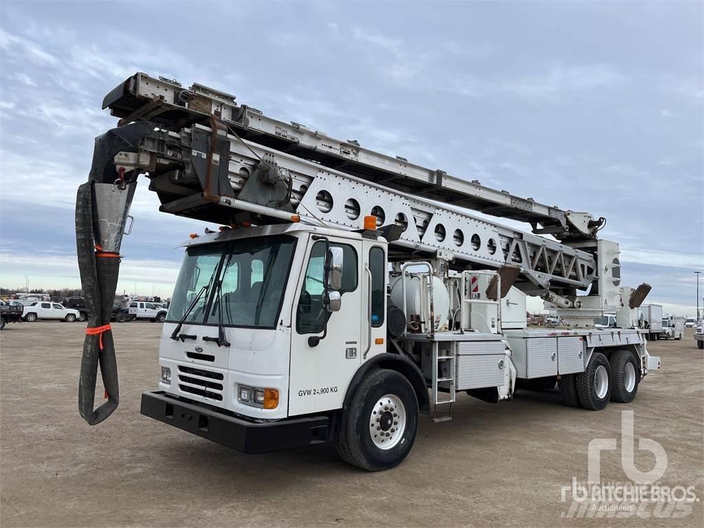 Sterling CONDOR Betongbiler