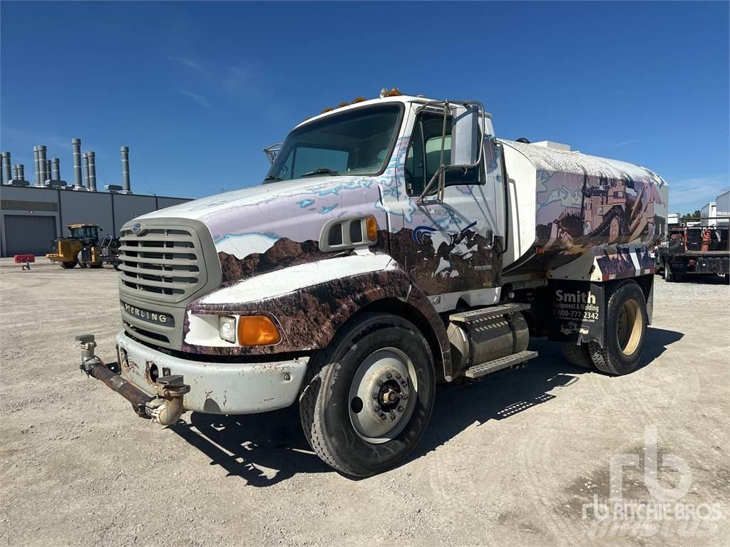 Sterling L8500 Vanningsvogn for støvdemping