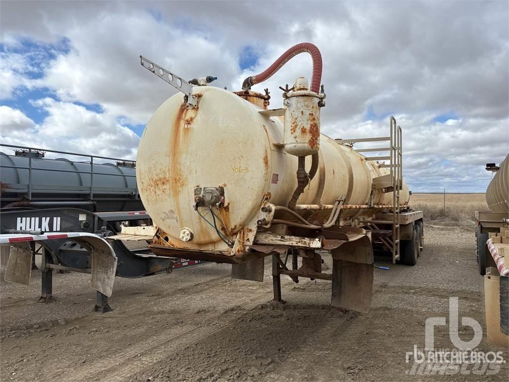  STVA Tri/A Tanktrailere