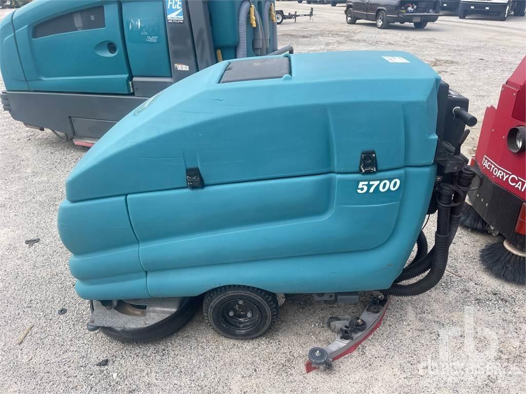 Tennant 5700 Feiemaskiner