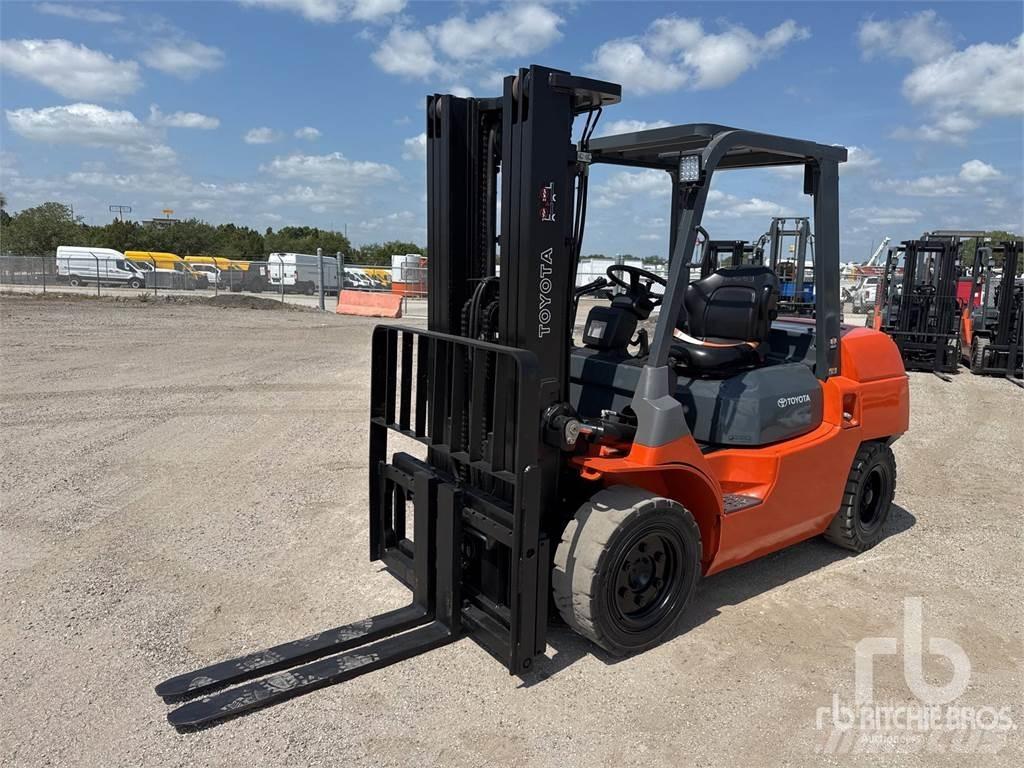 Toyota 7FDU35 Diesel Trucker