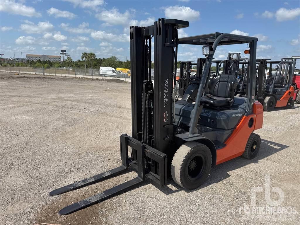 Toyota 8FDU20 Diesel Trucker