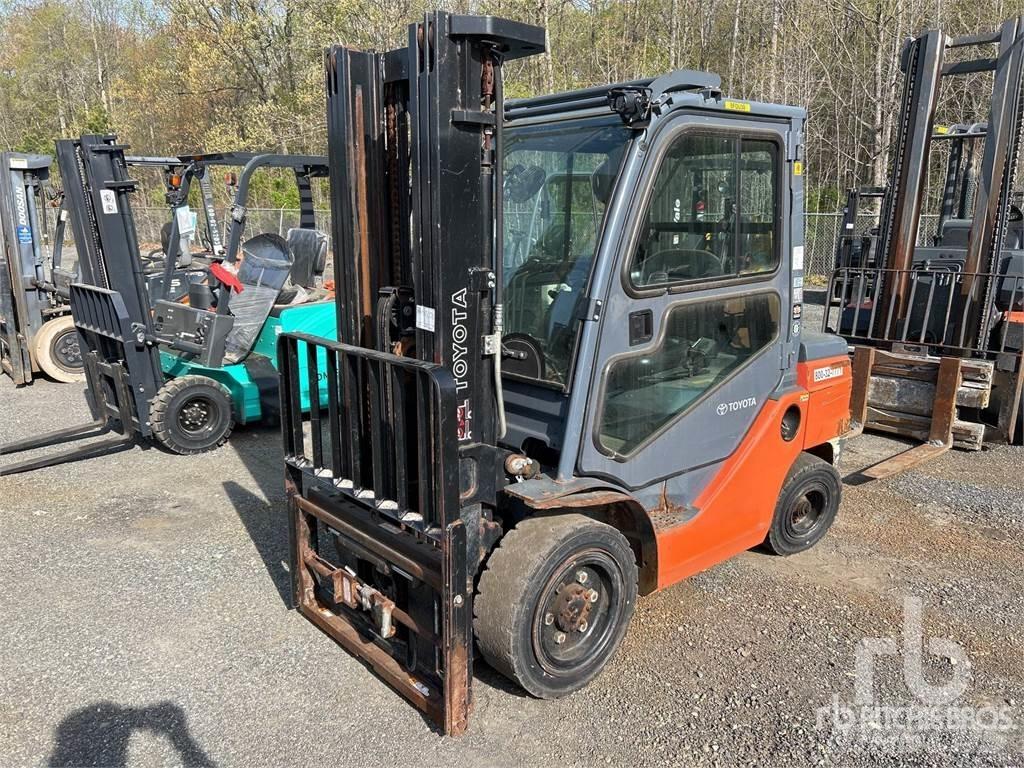 Toyota 8FDU30 Diesel Trucker