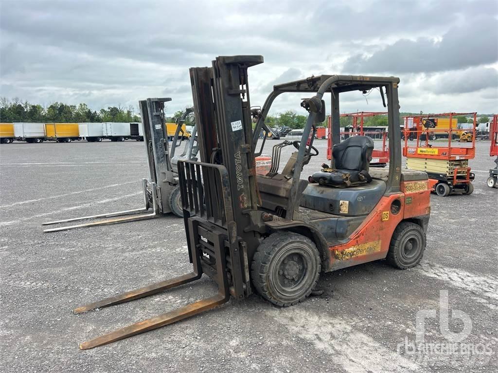 Toyota 8FDU30 Diesel Trucker