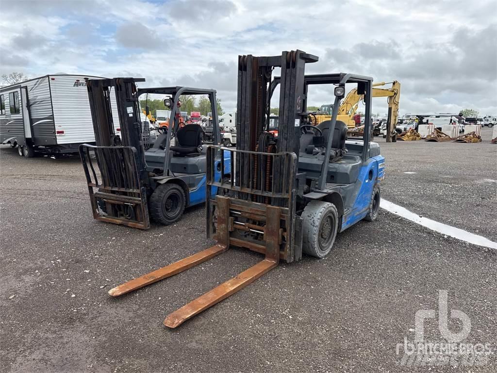 Toyota 8FG35U Diesel Trucker