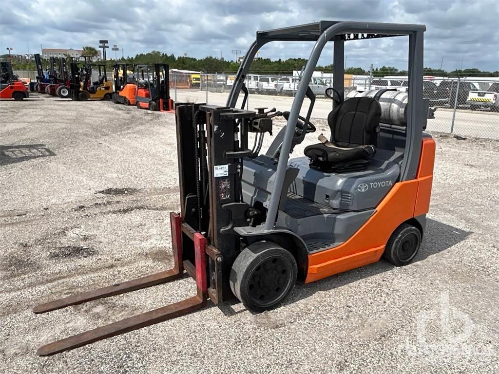 Toyota 8FGCU25 Diesel Trucker