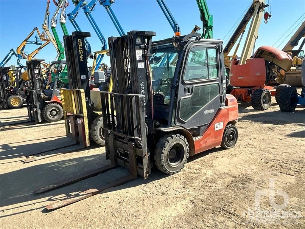 Toyota 8FGU25 Diesel Trucker