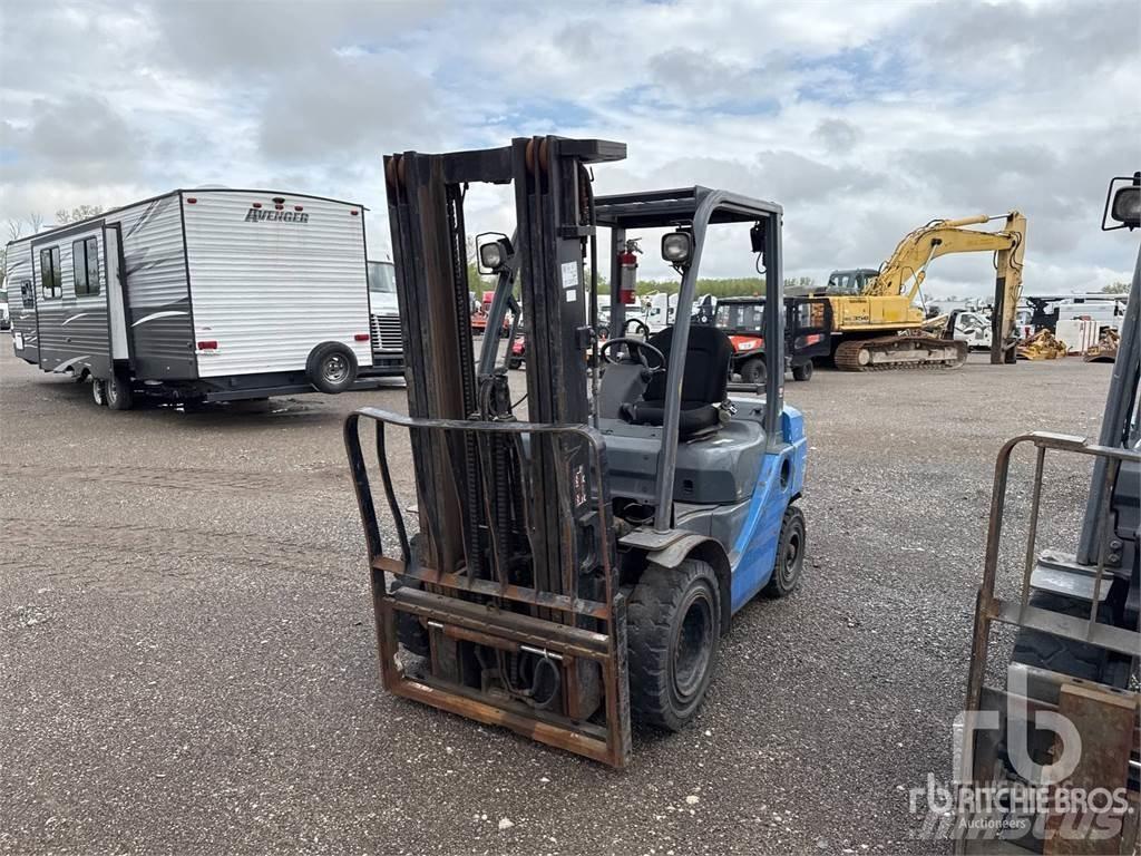 Toyota 8FGU25 Diesel Trucker