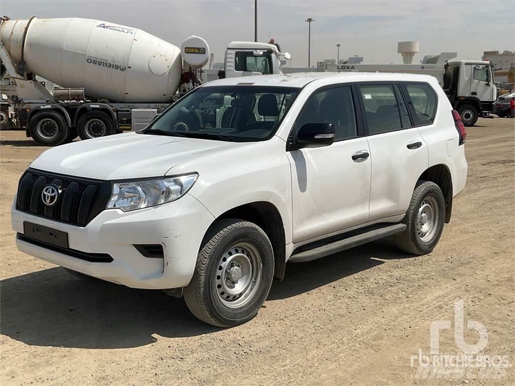 Toyota PRADO Pickup/planbiler