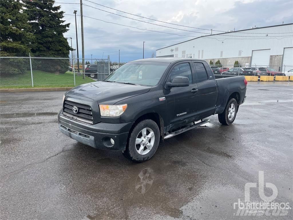 Toyota TUNDRA Pickup/planbiler