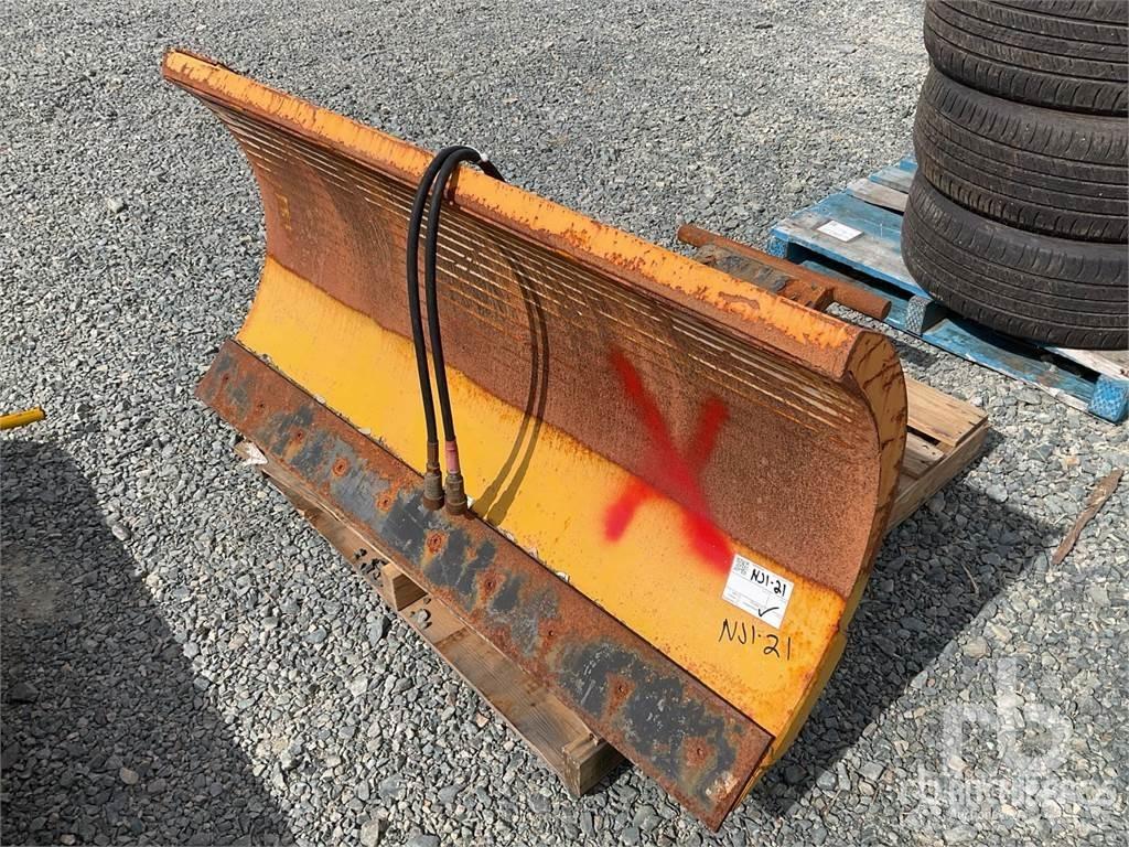 Trackless AB55 Kniver