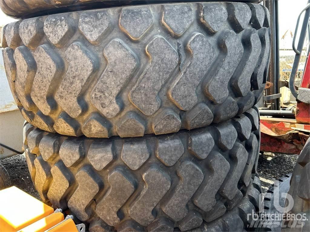 Triangle TB516 Dekk, hjul og felger