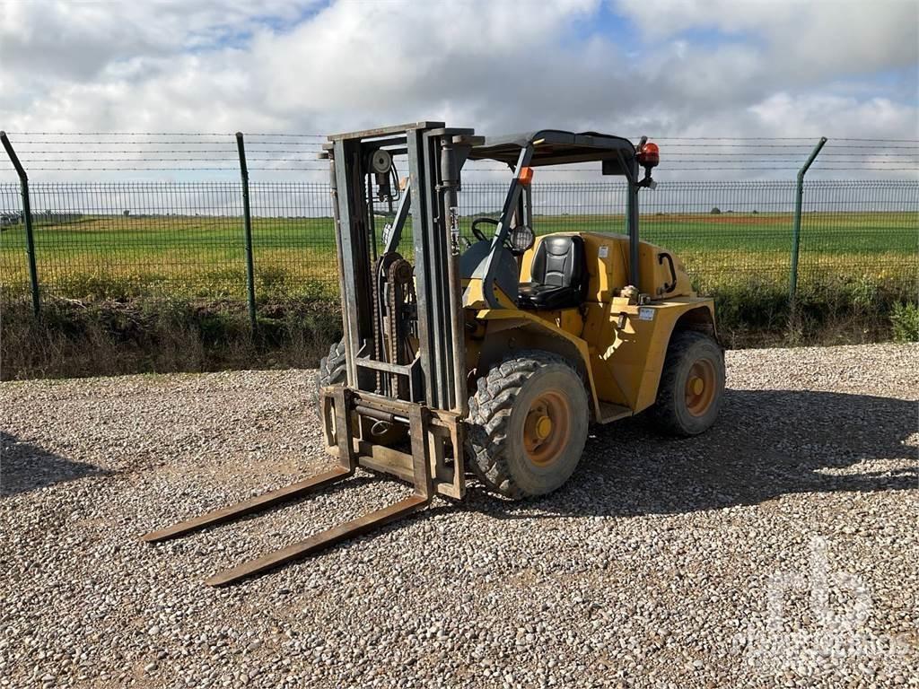 Uromac DTH2500D Terrenggående gaffeltruck