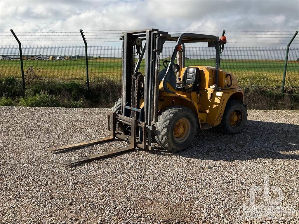 Uromac DTH2500D Terrenggående gaffeltruck