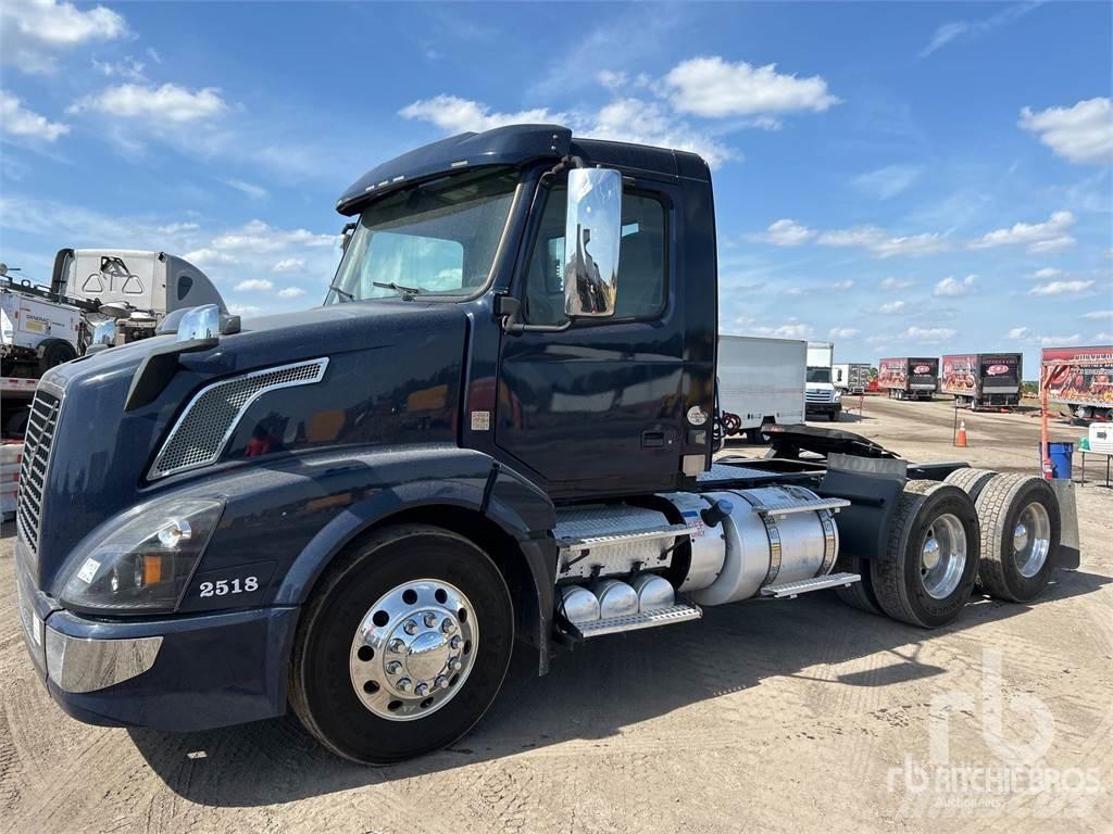 Volvo VNL300 Trekkvogner