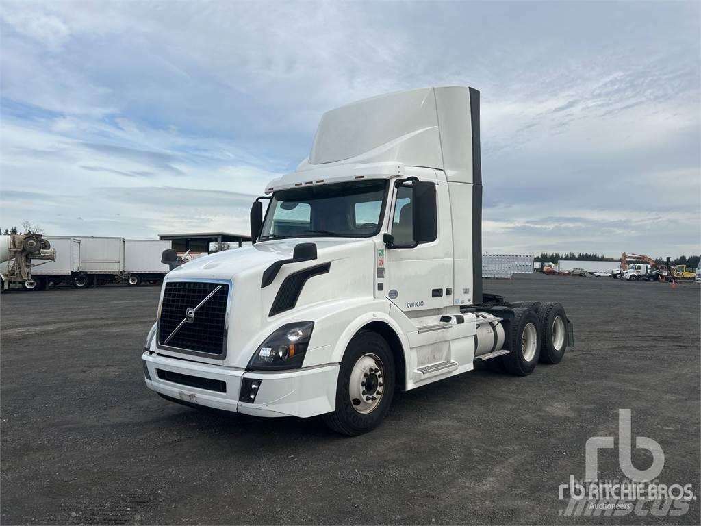 Volvo VNL300 Trekkvogner