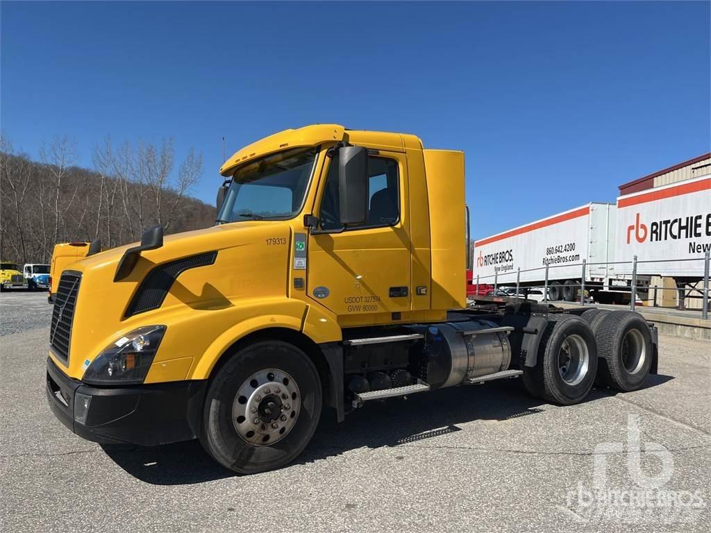 Volvo VNL300 Trekkvogner